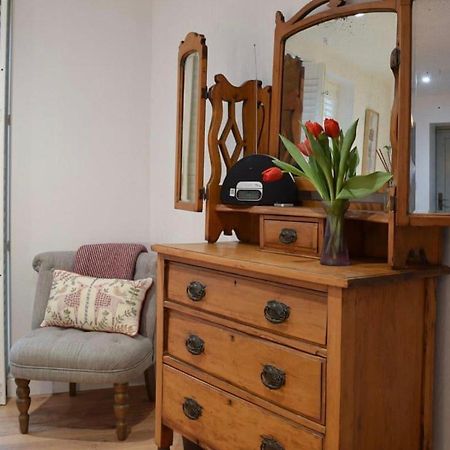 The Snug Entire Home Sleeps 2, Stratford Upon Avon Shottery Esterno foto