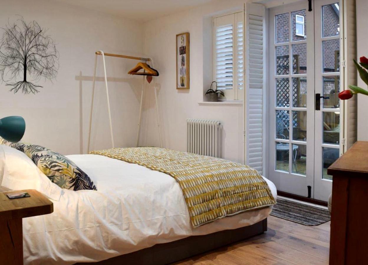 The Snug Entire Home Sleeps 2, Stratford Upon Avon Shottery Esterno foto