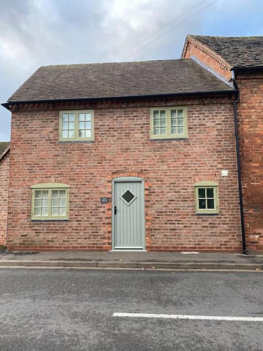 The Snug Entire Home Sleeps 2, Stratford Upon Avon Shottery Esterno foto