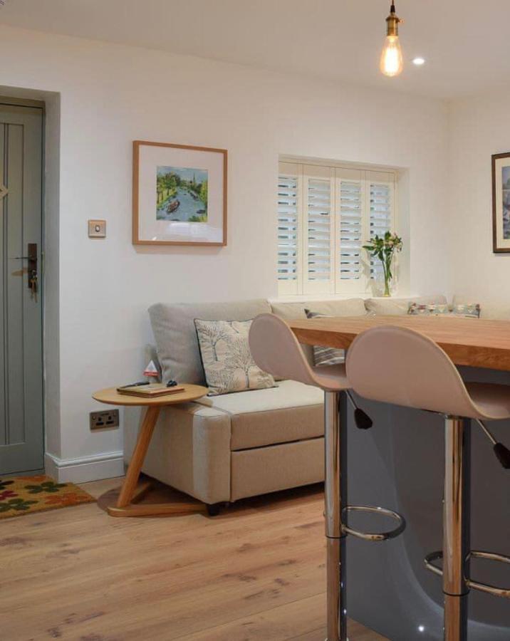 The Snug Entire Home Sleeps 2, Stratford Upon Avon Shottery Esterno foto