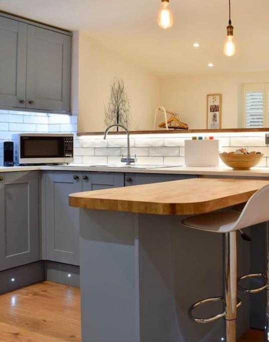 The Snug Entire Home Sleeps 2, Stratford Upon Avon Shottery Esterno foto