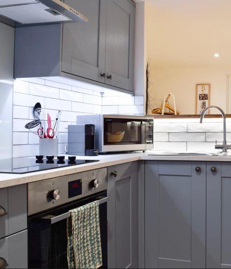 The Snug Entire Home Sleeps 2, Stratford Upon Avon Shottery Esterno foto